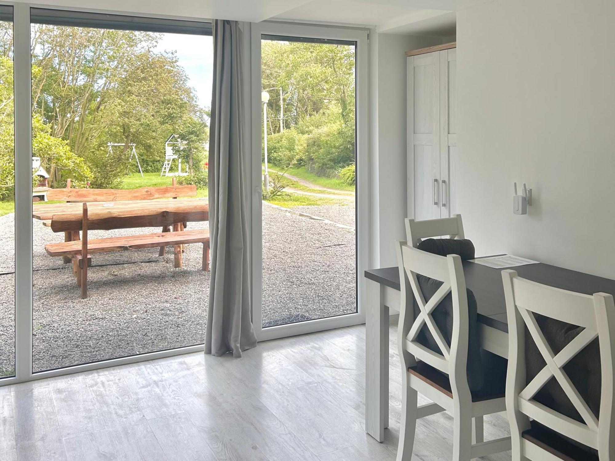 Apartamenty Molle Åkirkeby Exterior foto